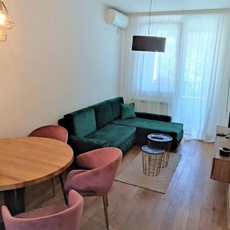 Snp City Center Lux Novi Sad Eksteriør billede